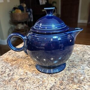 FIESTA COBALT BLUE 36oz TEAPOT